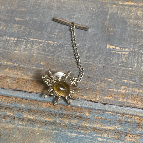 Mens Insect Spider Tie Tack Pin With Chain - Picture 1 of 4
